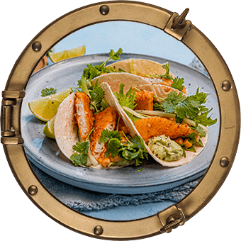 Fiskpinnetacos med guacamole och majsröra