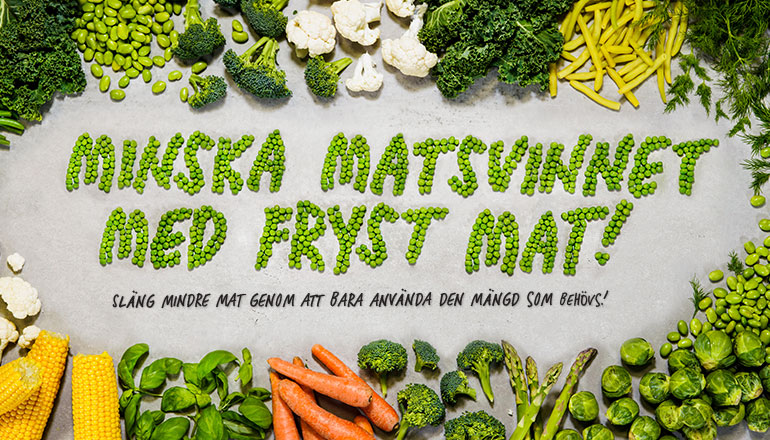 Grönsaker på en varmgrå stenplatta med texten minska matsvinnet med fryst mat skrivet i gröna ärter från Findus