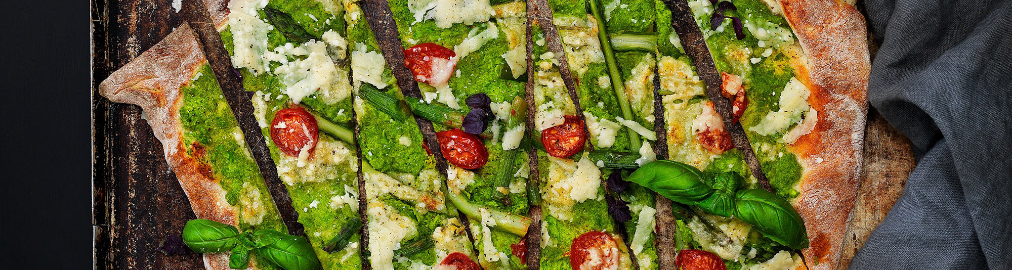 Vegetarisk pizza med ärtcreme