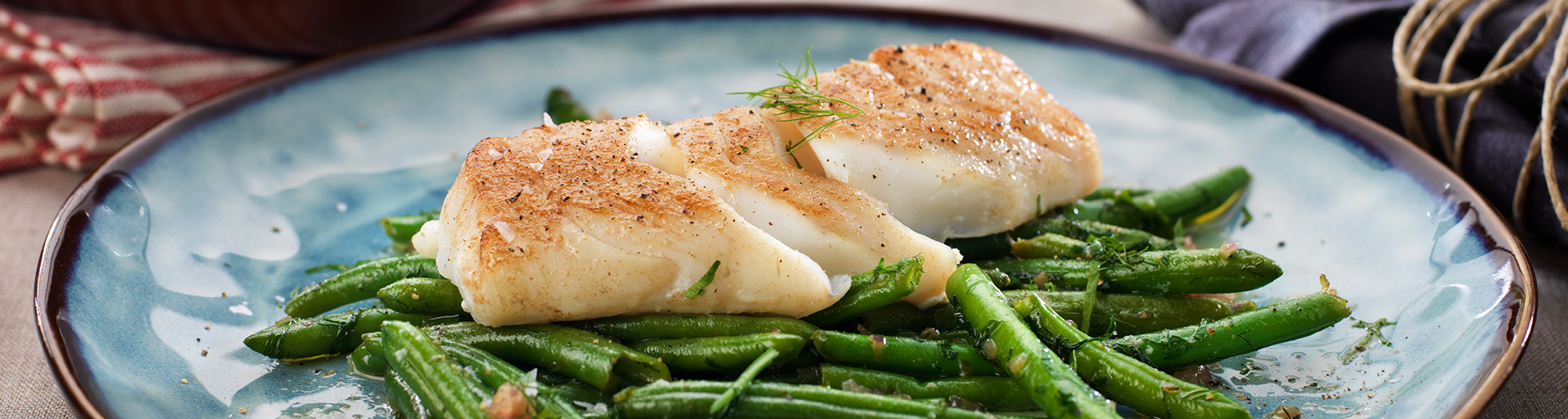 Stekt torskrygg med schalottenlökstekta haricots verts