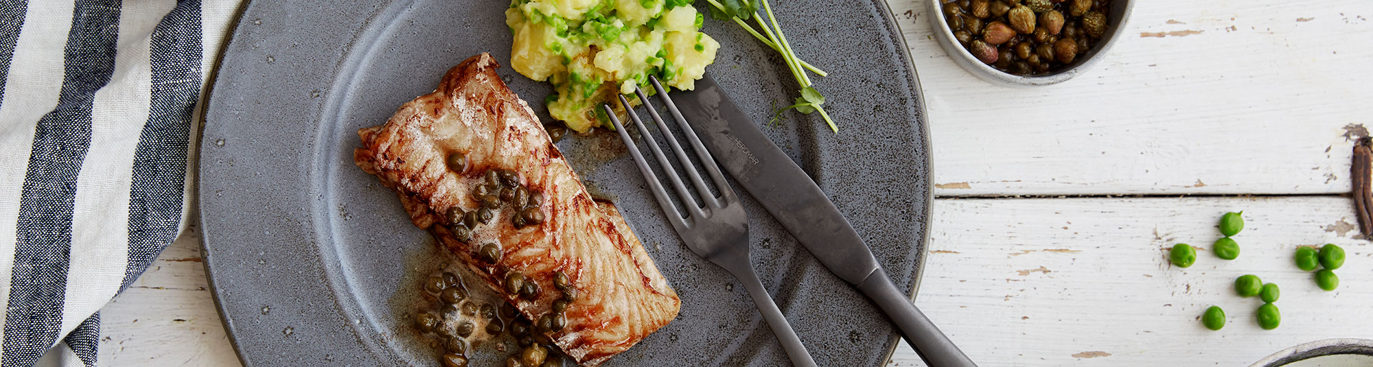 Smörstekt kolja med bacon & ärtpotatismos