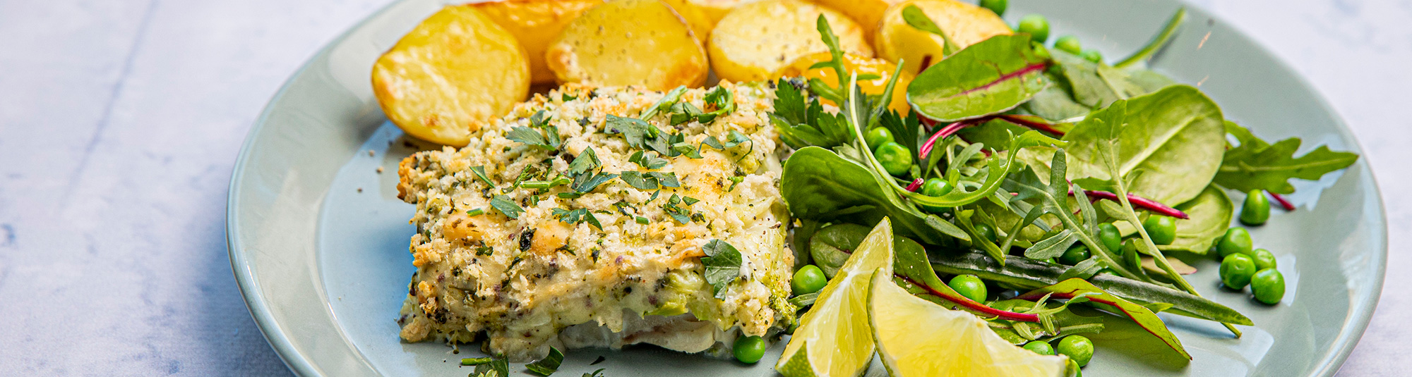 Ugnsbakad fisk med broccolisås & rostad potatis