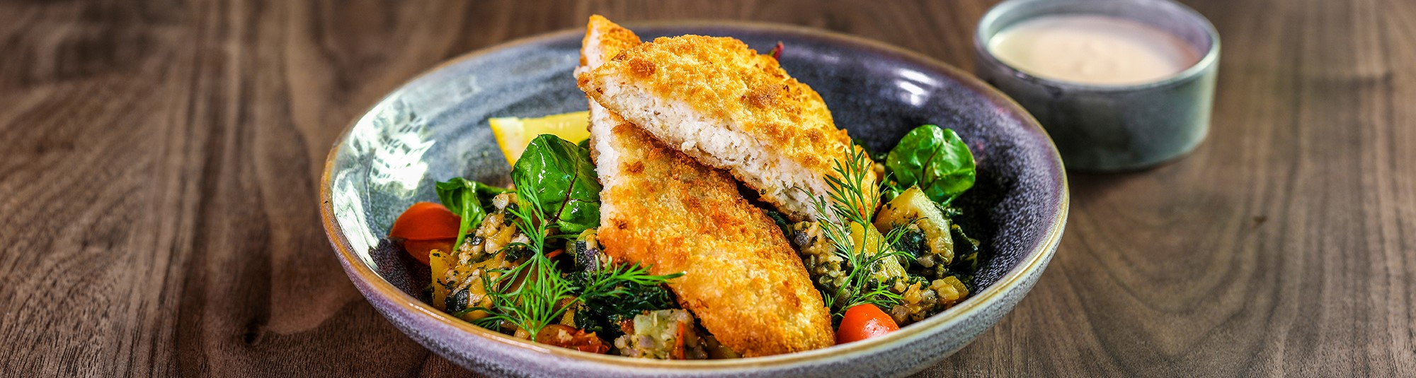 Lättpanerade fiskfiléer med Veggie Sides