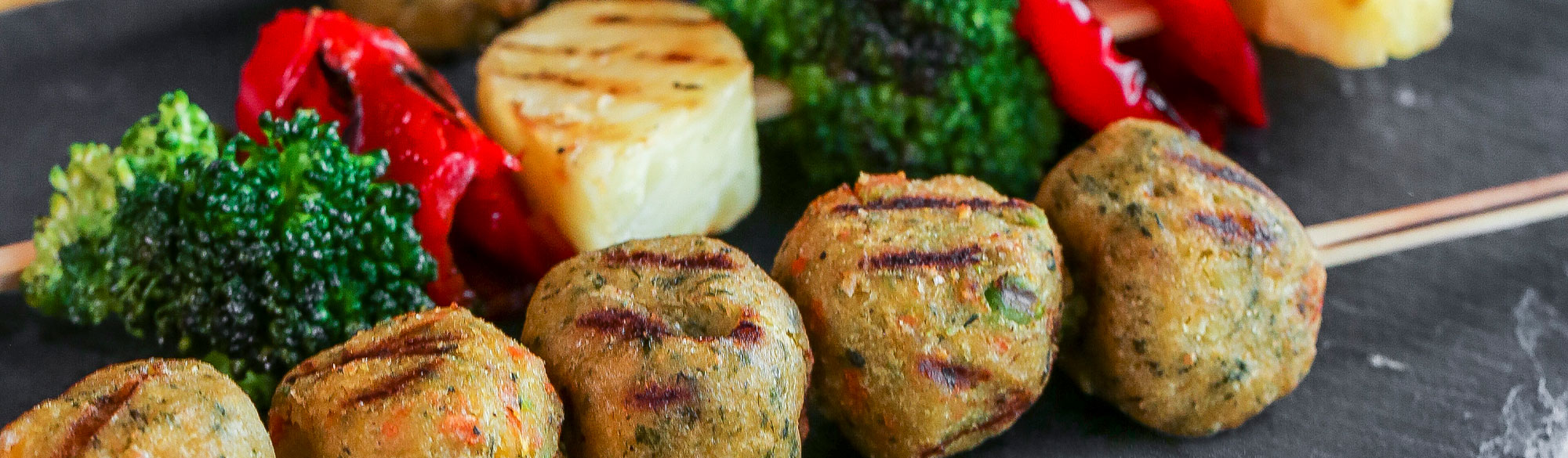 Grönskasbullar på spett