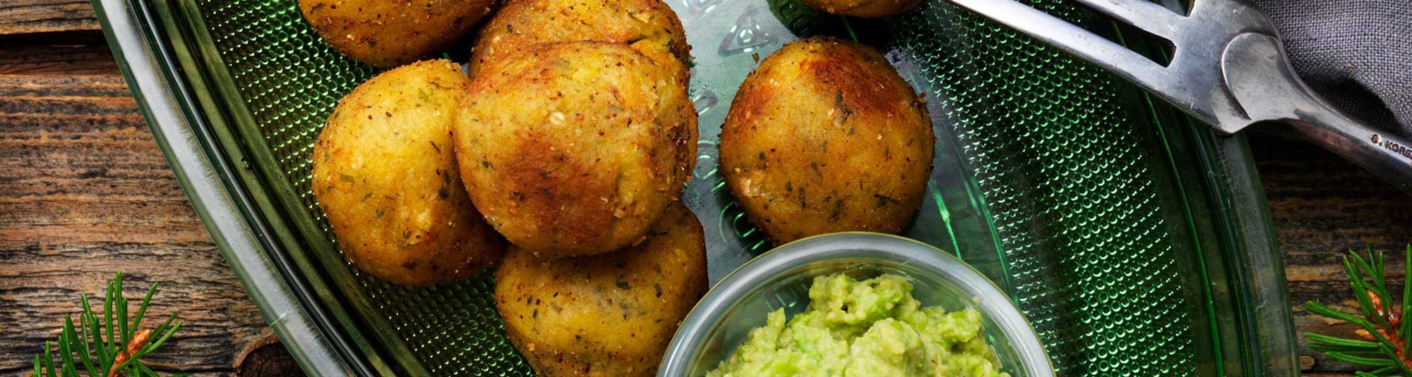 Julkryddad falafel med ärtdipp