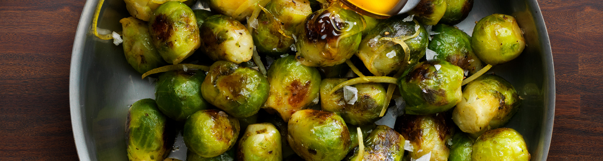 Smör- och honungsstekt brysselkål 