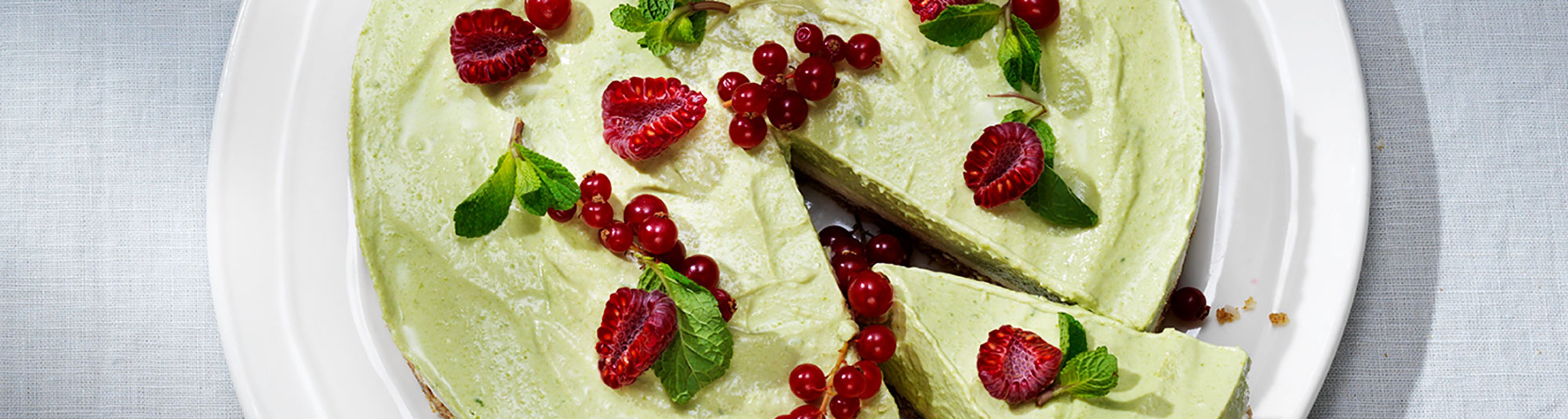 Art-cheesecake-med-dadlar-och-rostad-kokos2000x535.jpg