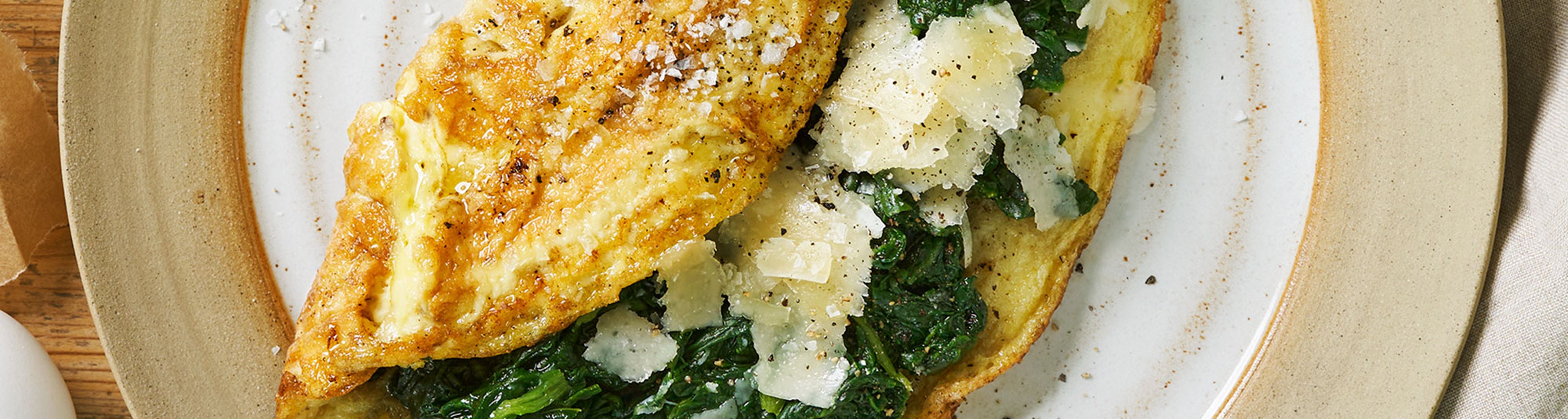 spenatomelett-med-parmesanost-2000x535.jpg